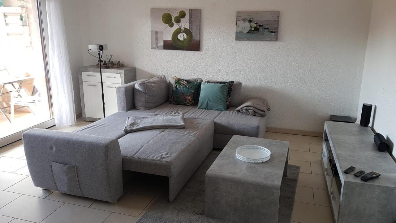 Easystay#4 Home Cinema Ferienwohnung In Kliniknaehe Mit Balkon, Boxspringbett & Netflix Bad Oeynhausen Exterior foto